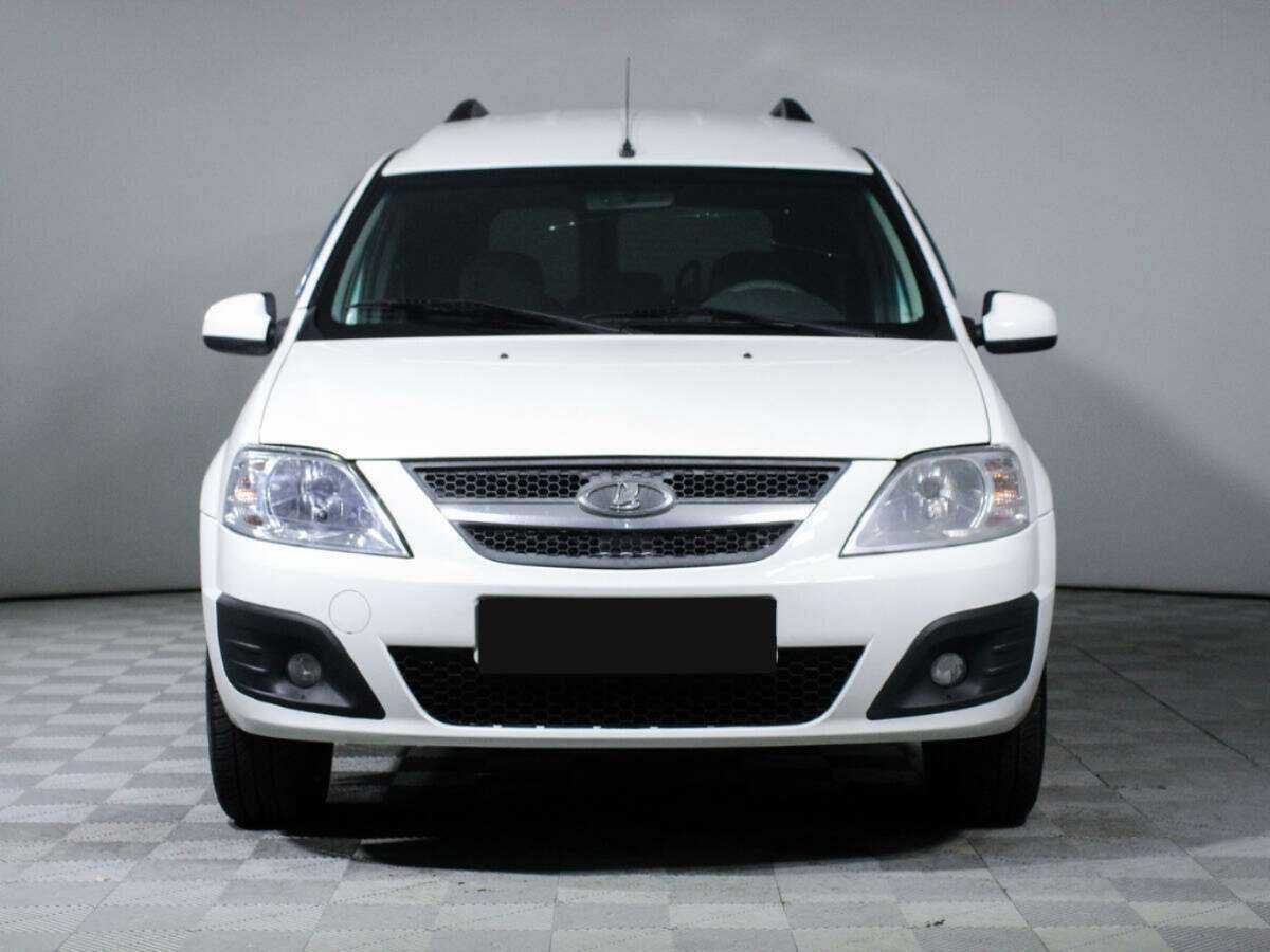 Б/У Лада (ВАЗ) Ларгус 2017 года. Фото: #1