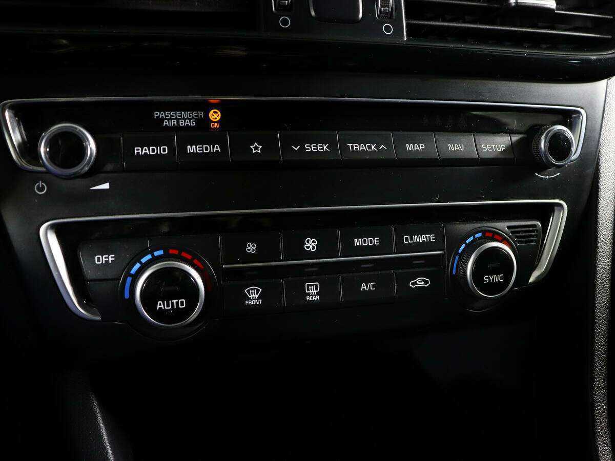 Б/У Киа Оптима 2018 года. Фото: #17