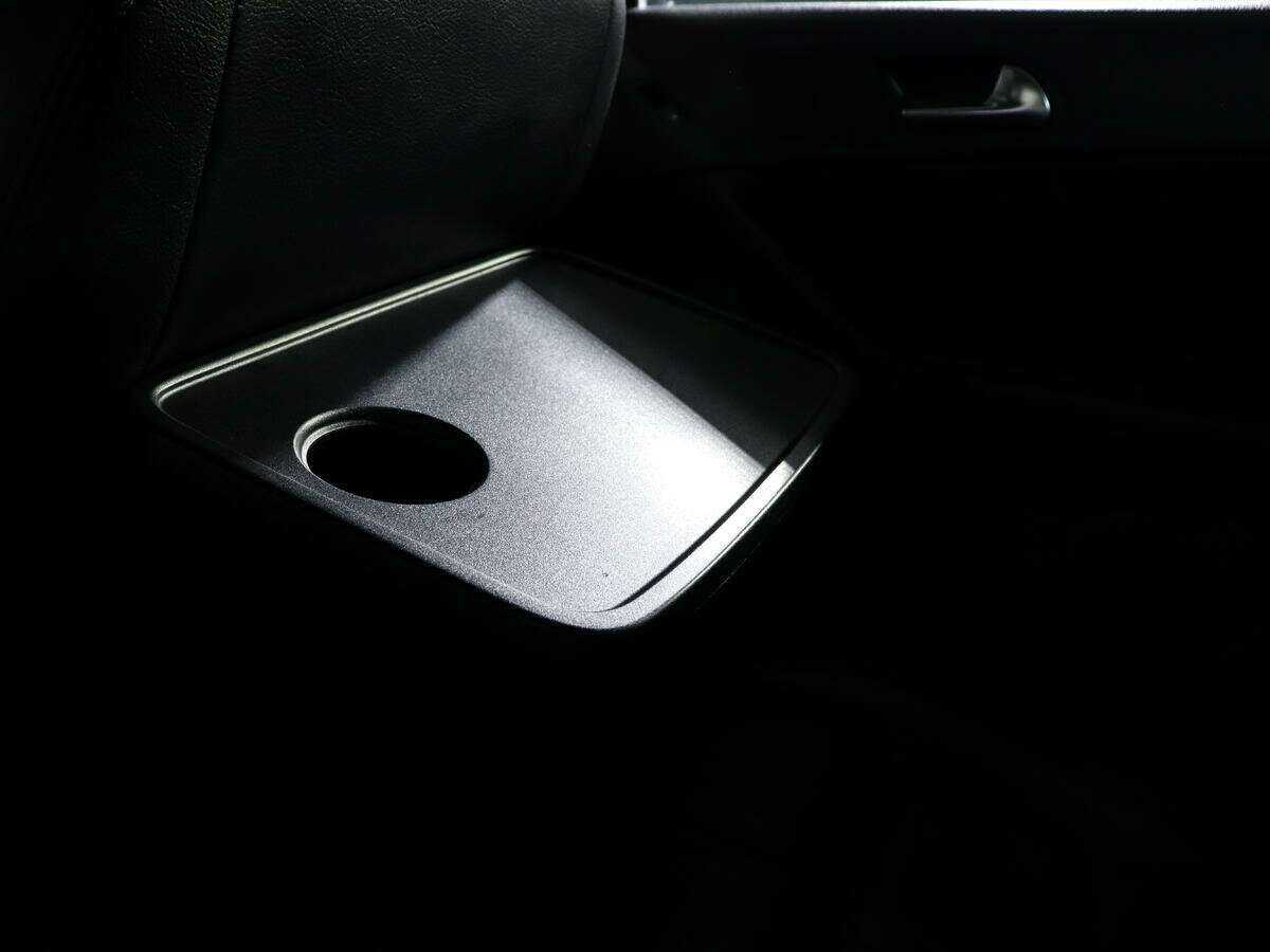 Б/У Фольксваген Тигуан 2012 года. Фото: #12