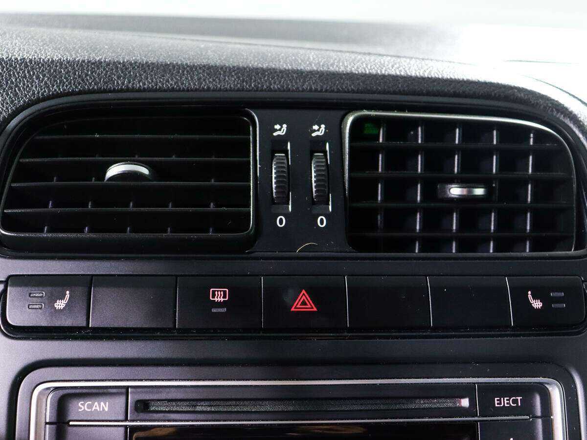 Б/У Фольксваген Поло 2014 года. Фото: #12