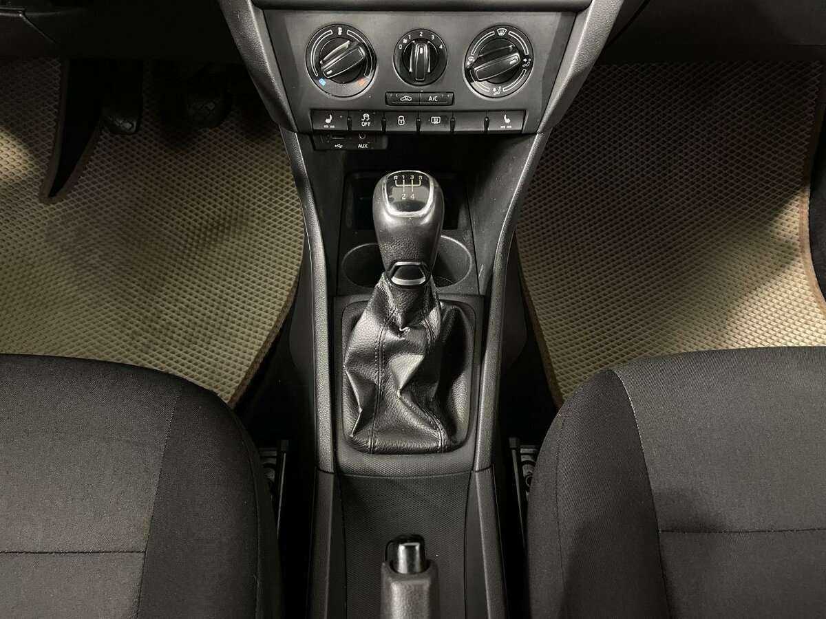 Б/У Шкода Рапид 2016 года. Фото: #11