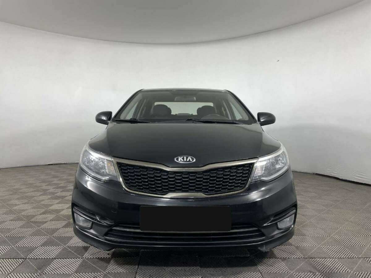 Б/У Киа Рио 2017 года. Фото: #1