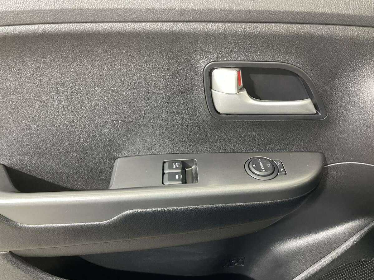 Б/У Киа Рио 2017 года. Фото: #6