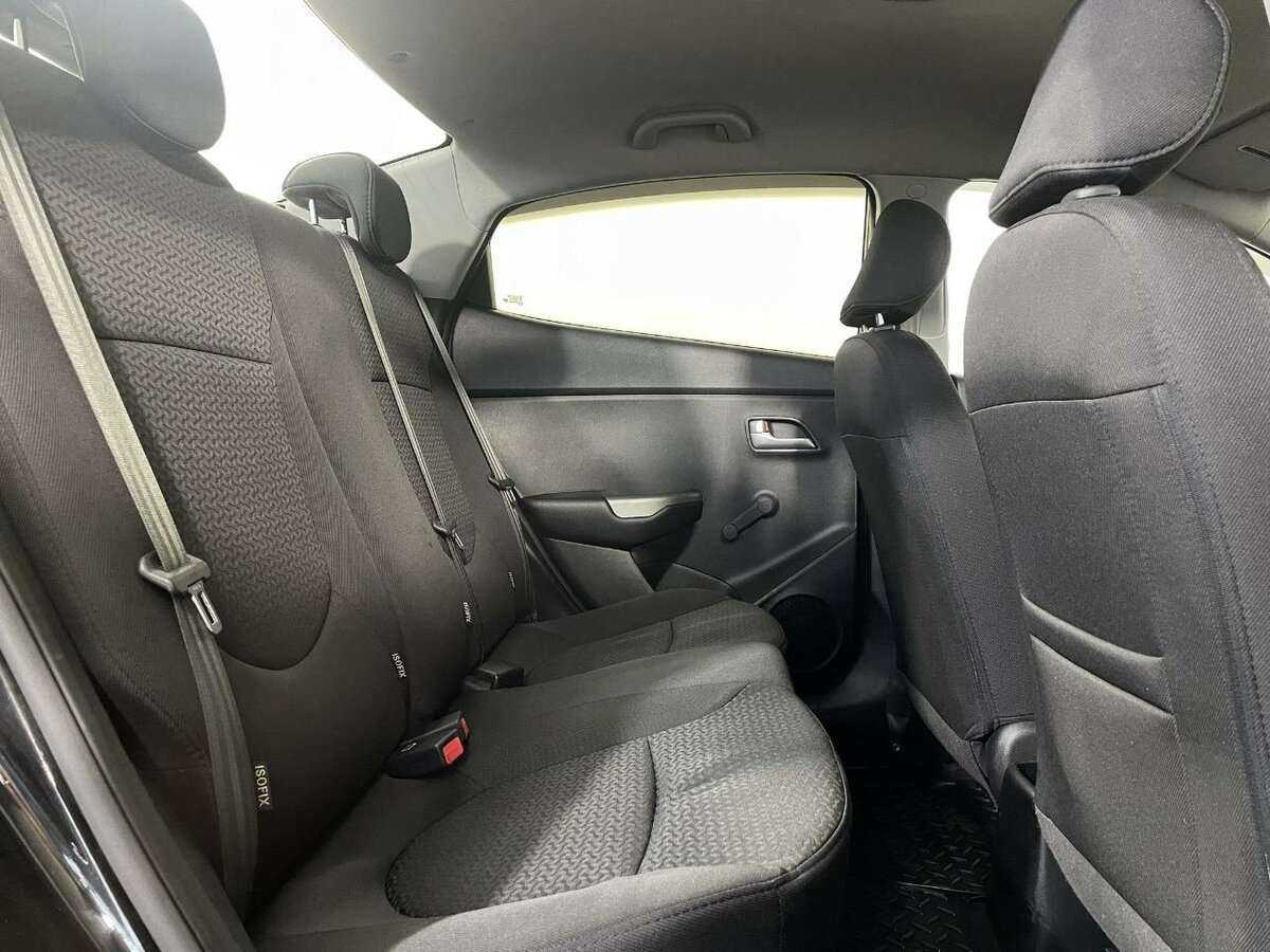 Б/У Киа Рио 2017 года. Фото: #14