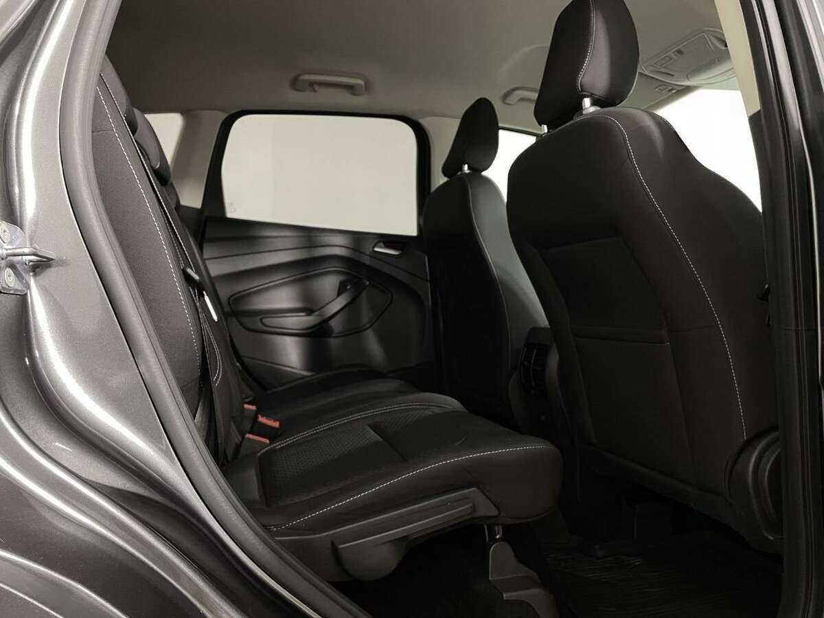 Б/У Форд Куга 2017 года. Фото: #16