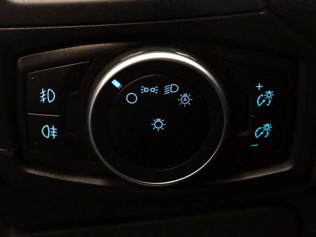 Б/У Форд Фокус 2017 года. Фото: #13