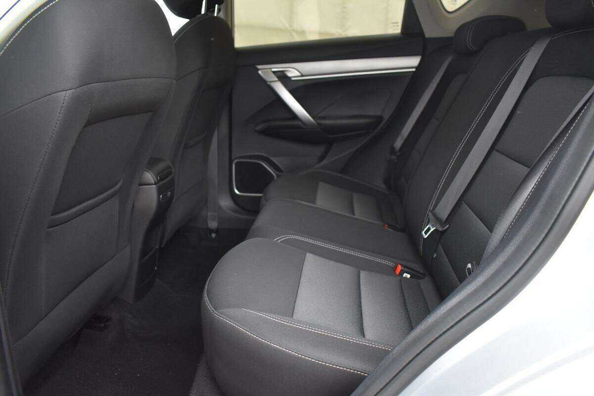 Б/У Джили Кулрэй 2021 года. Фото: #9