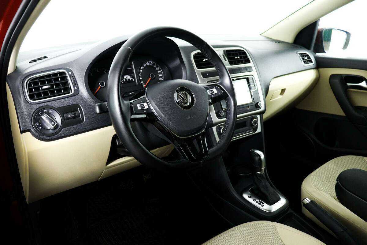 Б/У Фольксваген Поло 2018 года. Фото: #12