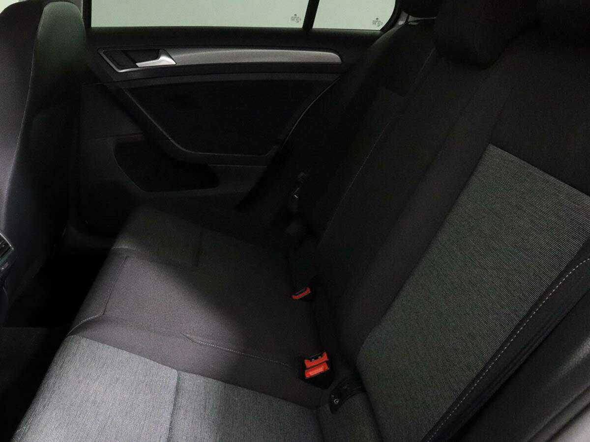 Б/У Фольксваген Гольф 2014 года. Фото: #6