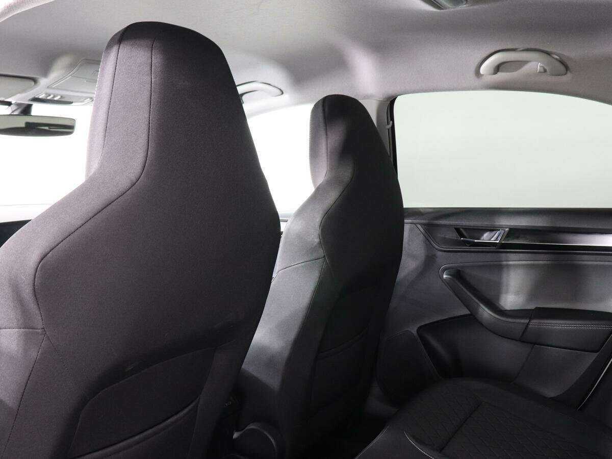 Б/У Шкода Рапид 2021 года. Фото: #11