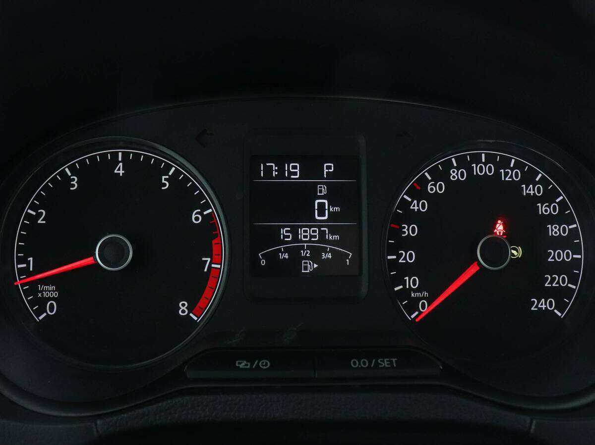 Б/У Фольксваген Поло 2016 года. Фото: #9