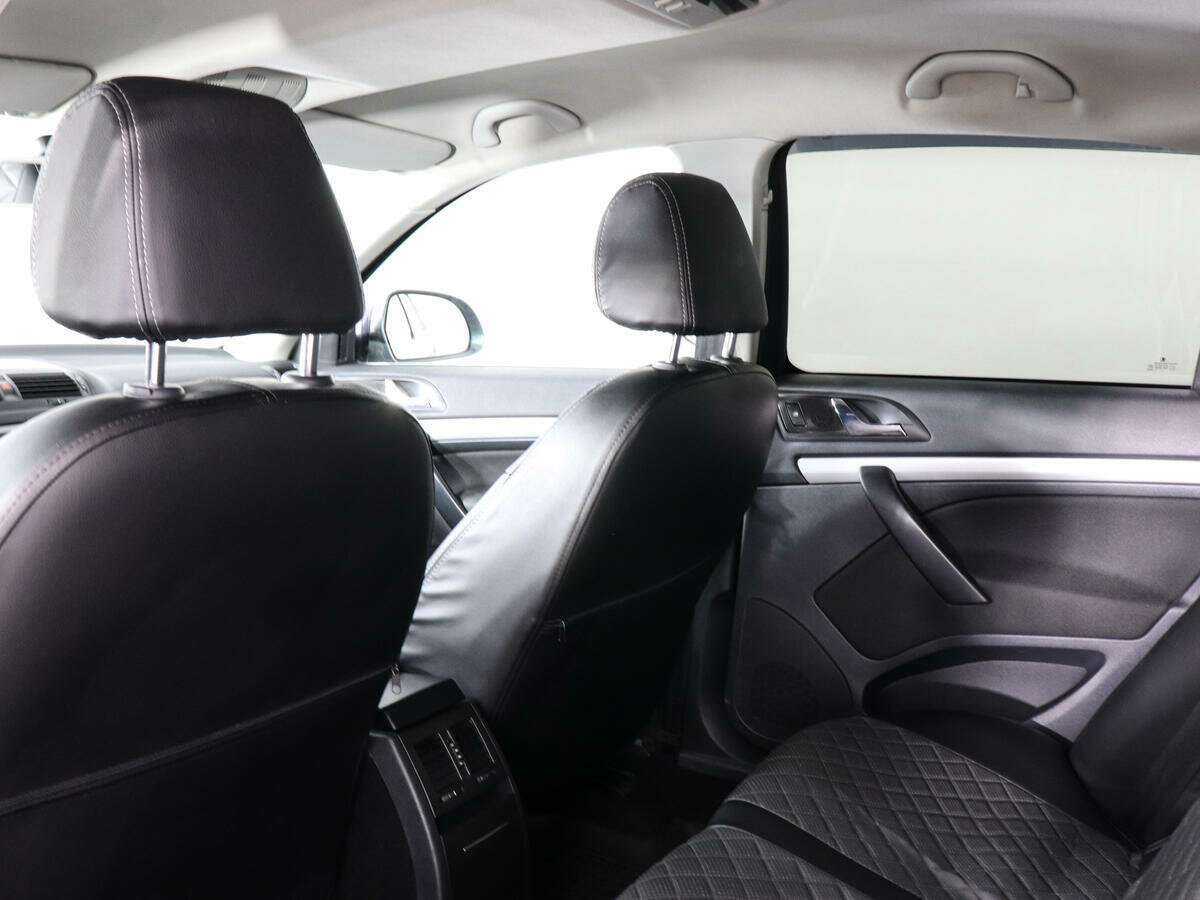 Б/У Шкода Октавия 2012 года. Фото: #10