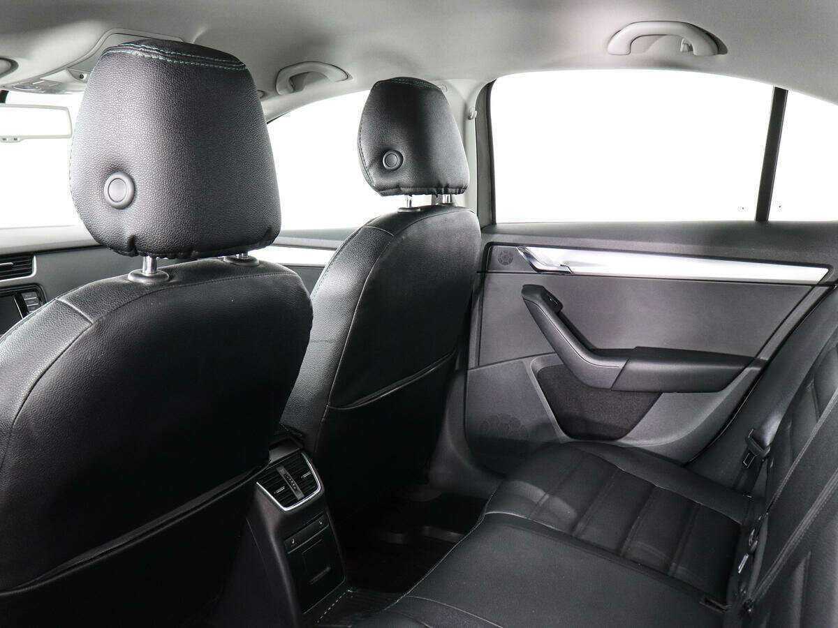 Б/У Шкода Октавия 2016 года. Фото: #10