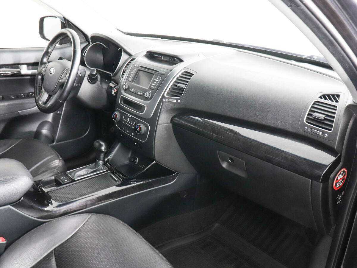 Б/У Киа Соренто 2015 года. Фото: #9