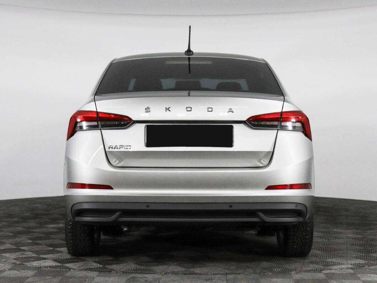 Б/У Шкода Рапид 2021 года. Фото: #5