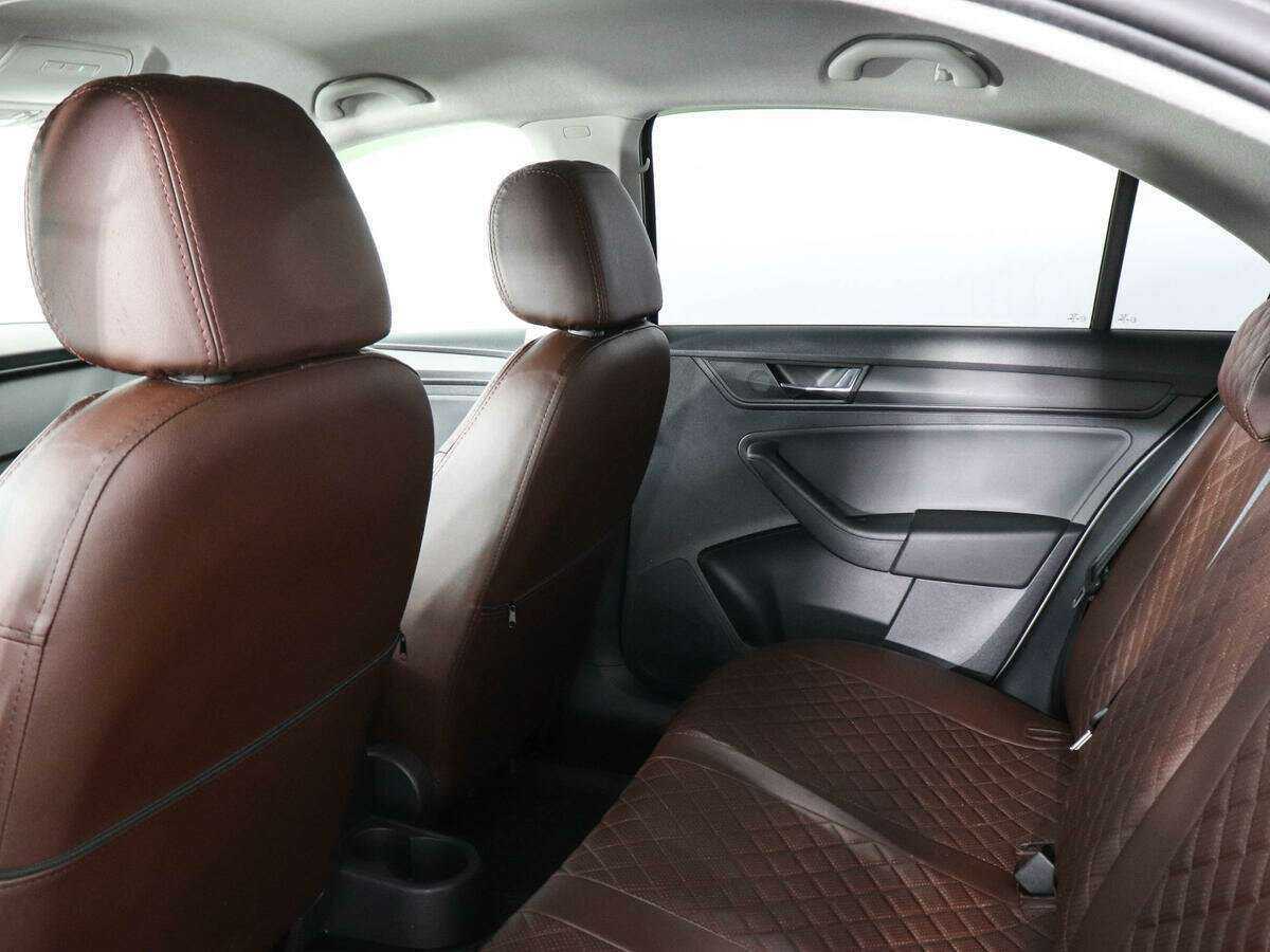 Б/У Шкода Рапид 2021 года. Фото: #11