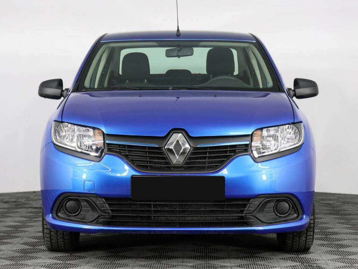 Б/У Рено Логан 2017 года. Фото: #1