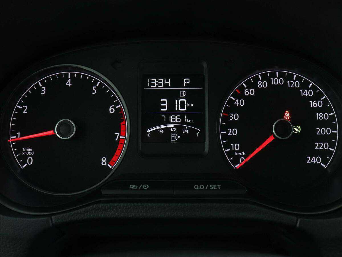 Б/У Фольксваген Поло 2019 года. Фото: #9