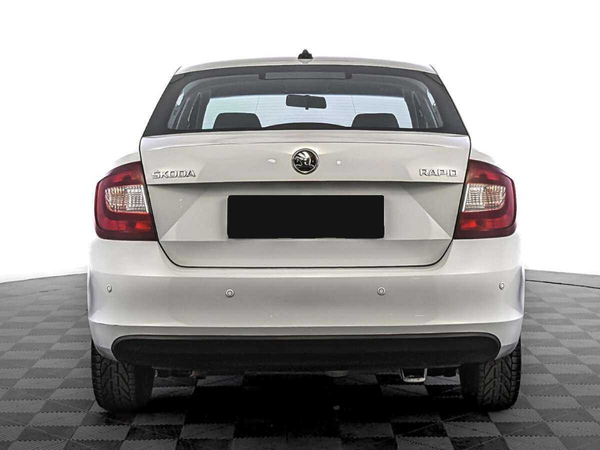 Б/У Шкода Рапид 2019 года. Фото: #5