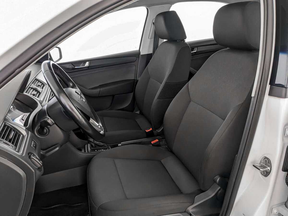 Б/У Шкода Рапид 2019 года. Фото: #18