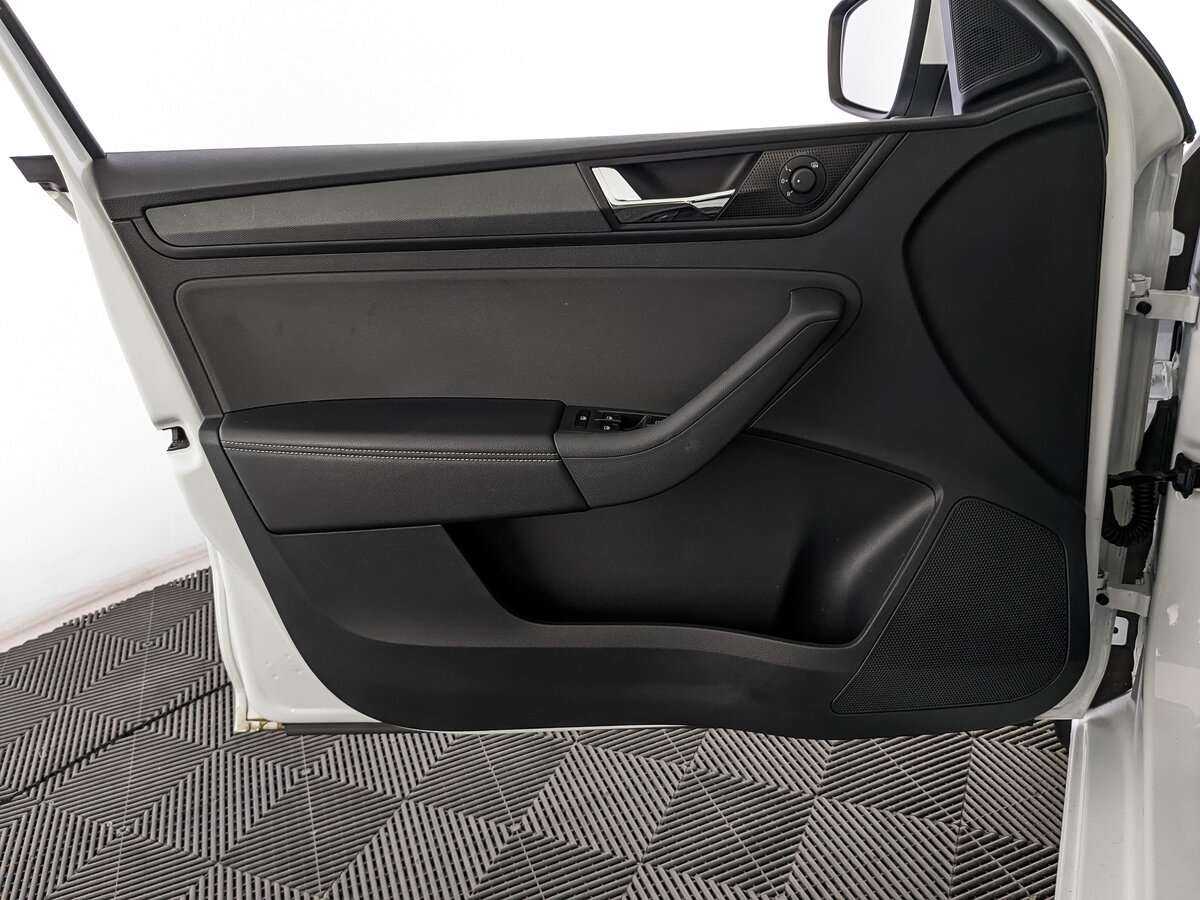 Б/У Шкода Рапид 2020 года. Фото: #16