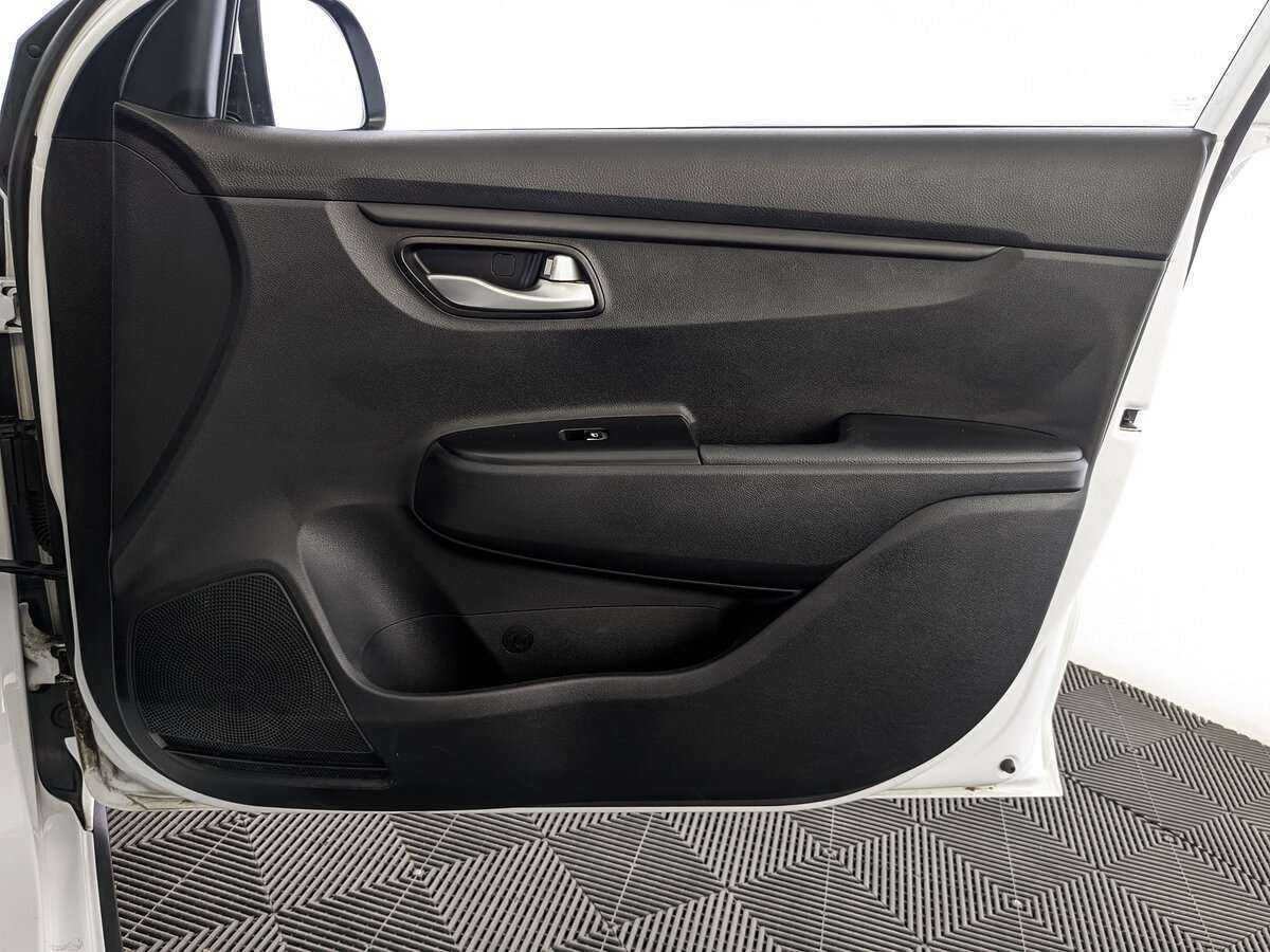 Б/У Киа Рио 2019 года. Фото: #23