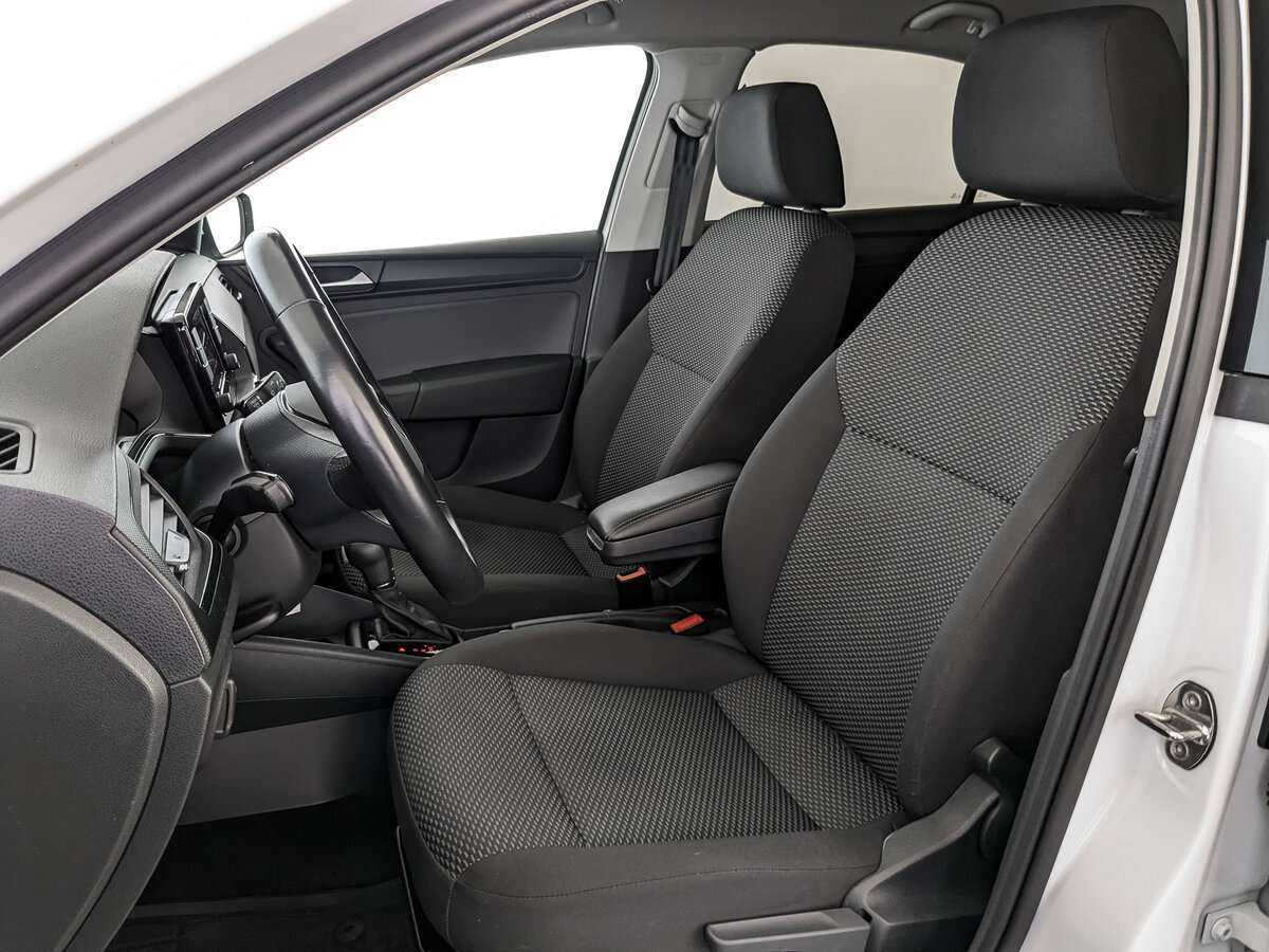 Б/У Фольксваген Поло 2021 года. Фото: #12