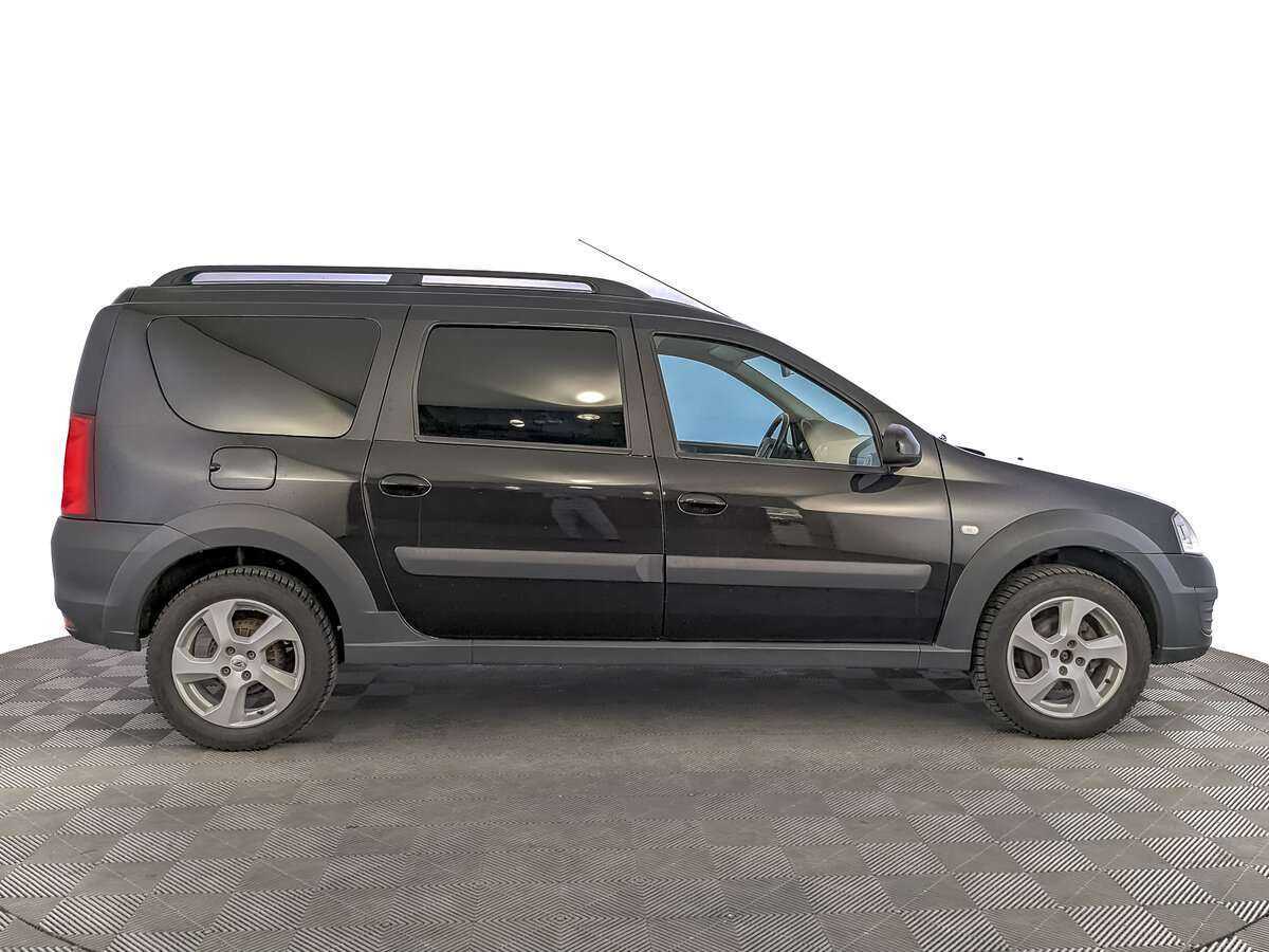 Б/У Лада (ВАЗ) Ларгус 2020 года. Фото: #3