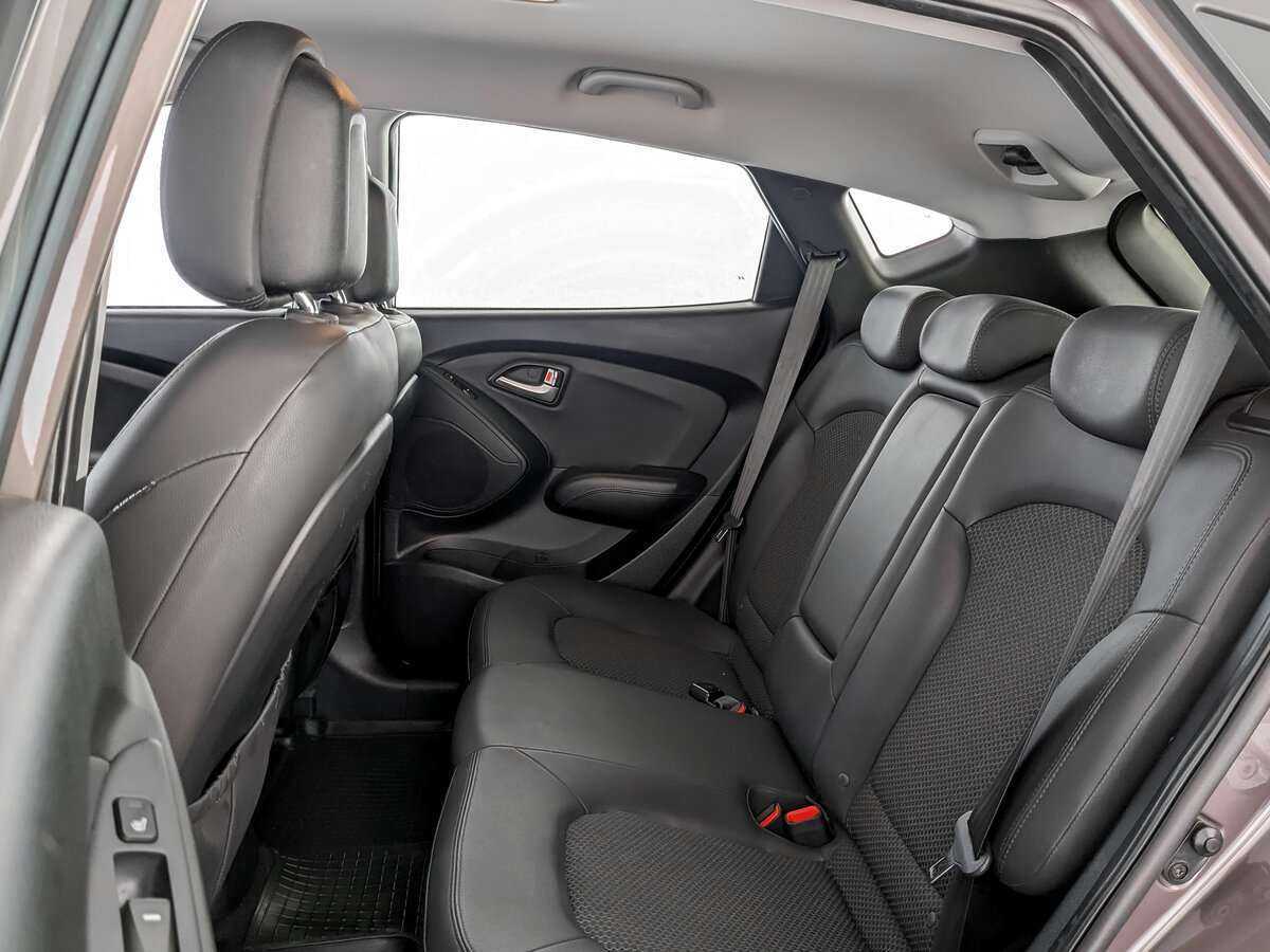 Б/У Хендай ай-икс35 2012 года. Фото: #9