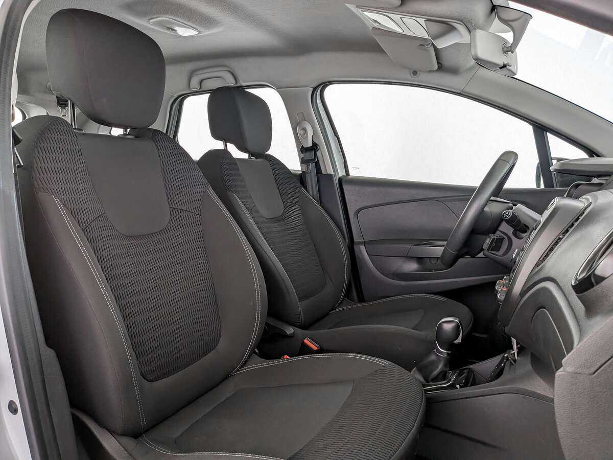 Б/У Рено Каптюр 2018 года. Фото: #20