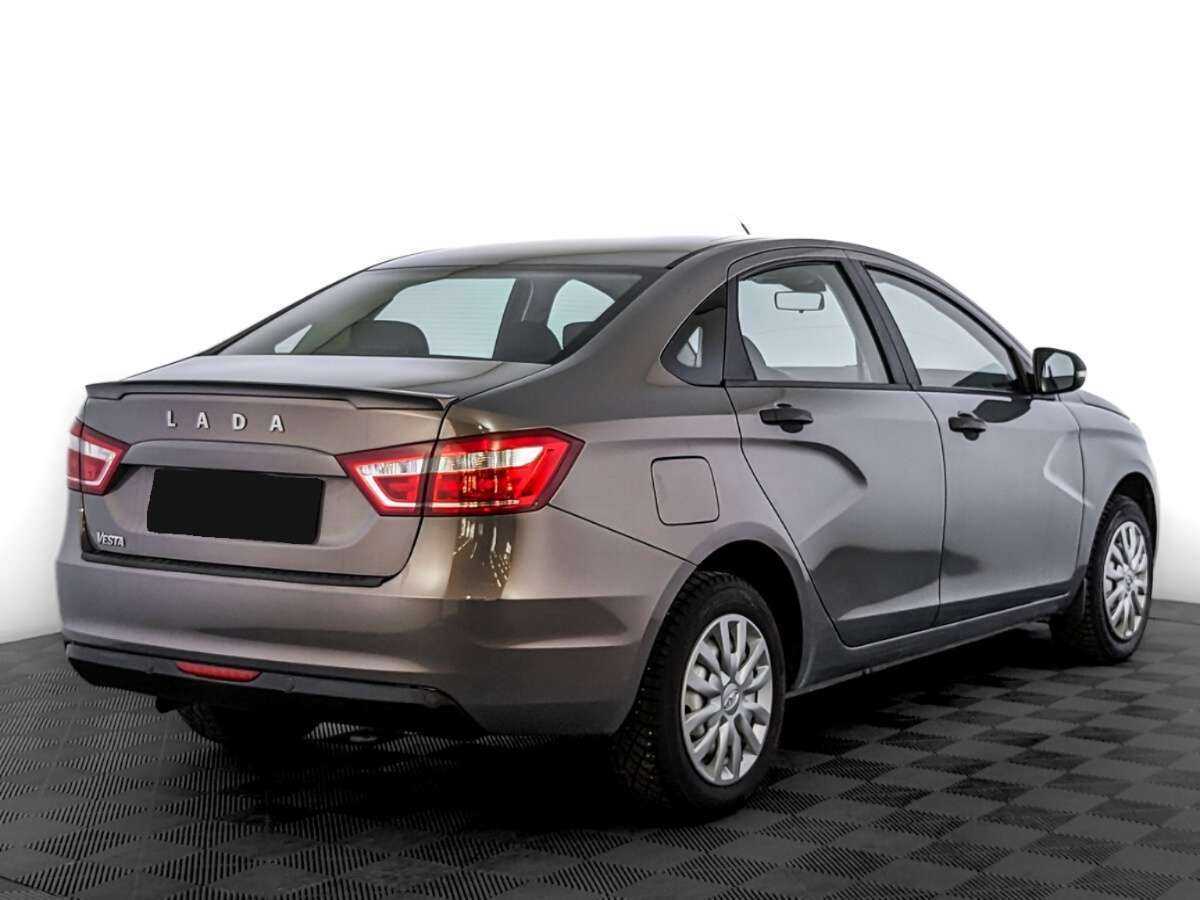 Б/У Лада (ВАЗ) Веста 2018 года. Фото: #4