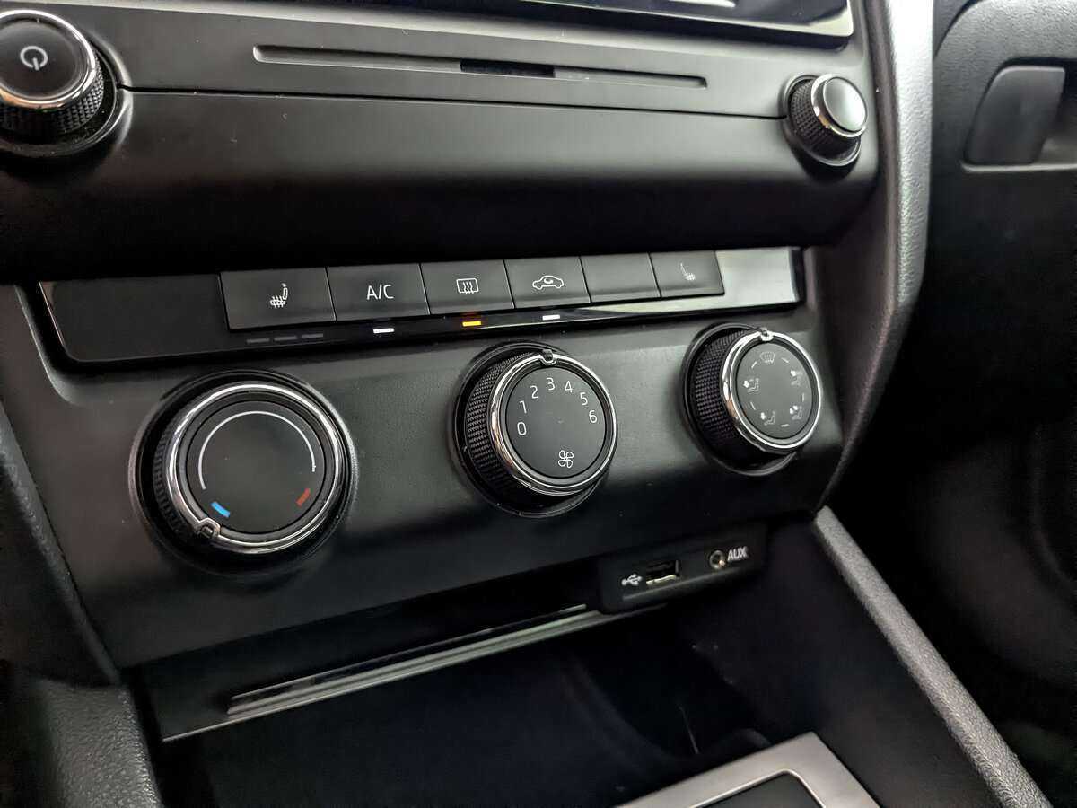 Б/У Шкода Октавия 2016 года. Фото: #20