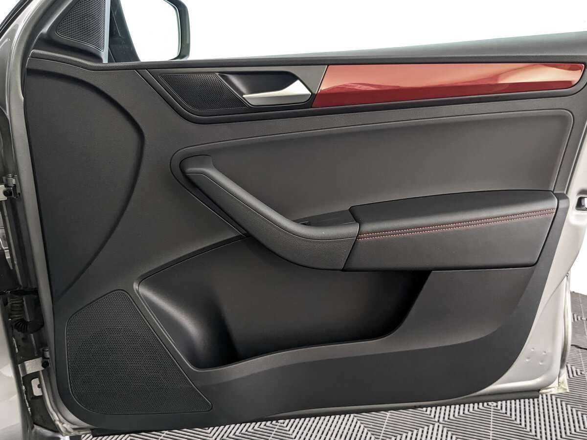 Б/У Фольксваген Поло 2021 года. Фото: #20