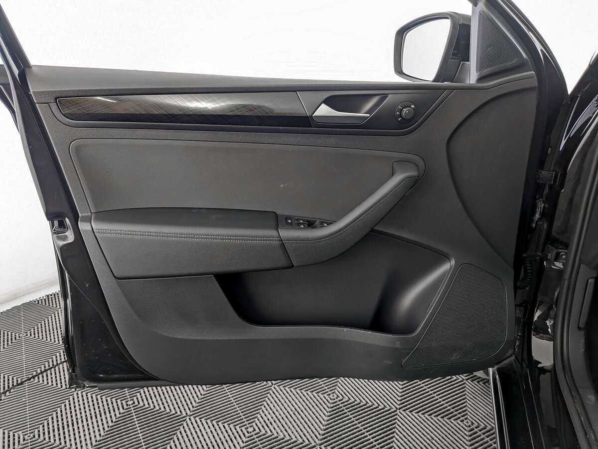 Б/У Фольксваген Поло 2022 года. Фото: #14