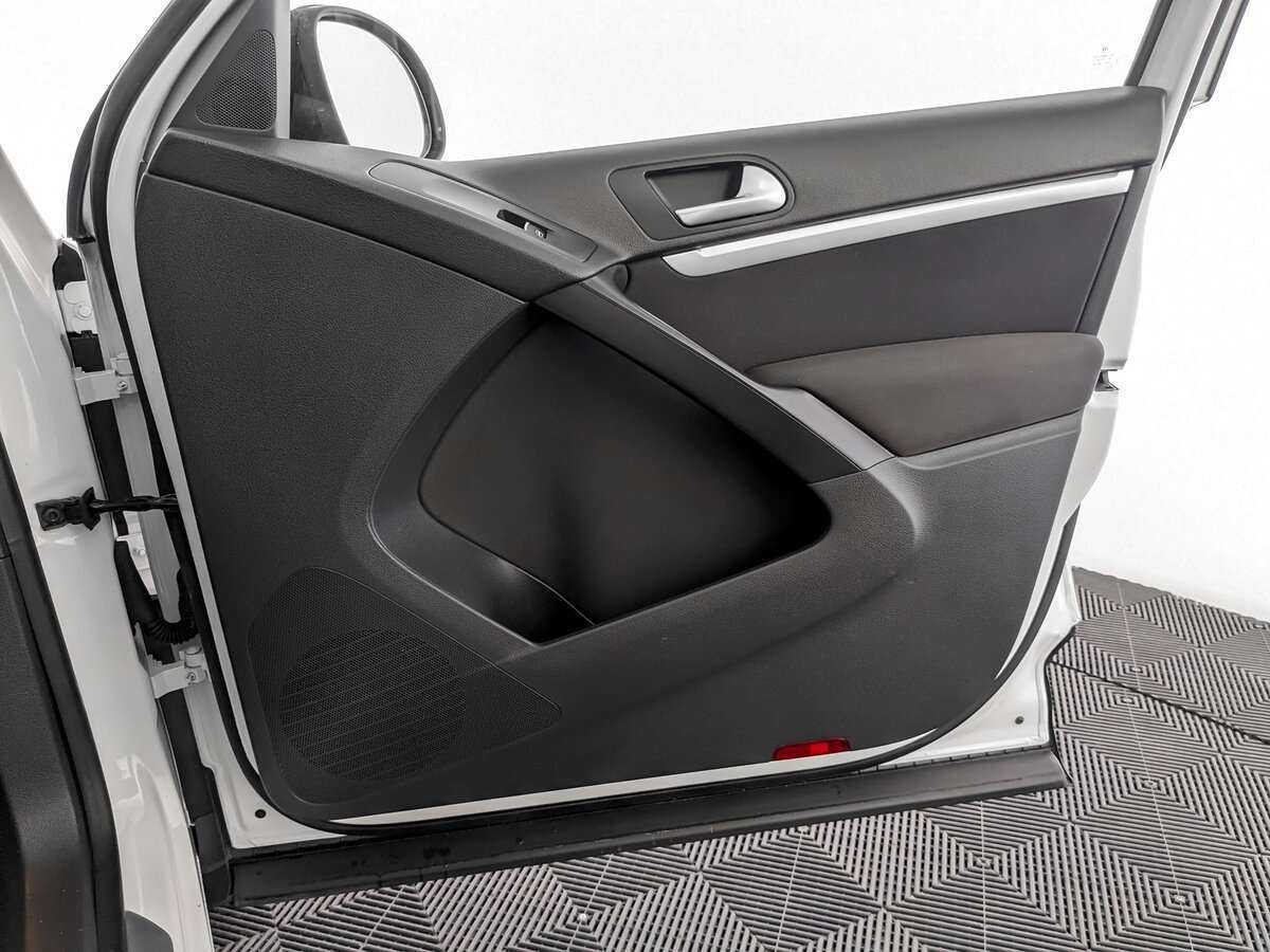 Б/У Фольксваген Тигуан 2013 года. Фото: #19