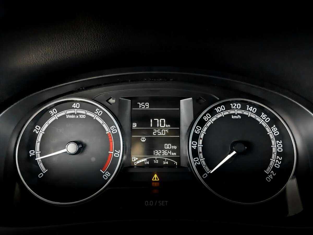 Б/У Шкода Рапид 2017 года. Фото: #10