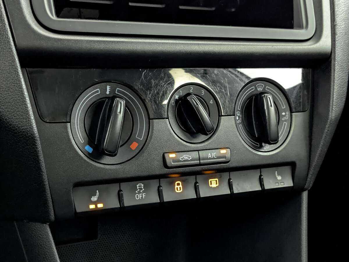 Б/У Шкода Рапид 2018 года. Фото: #16