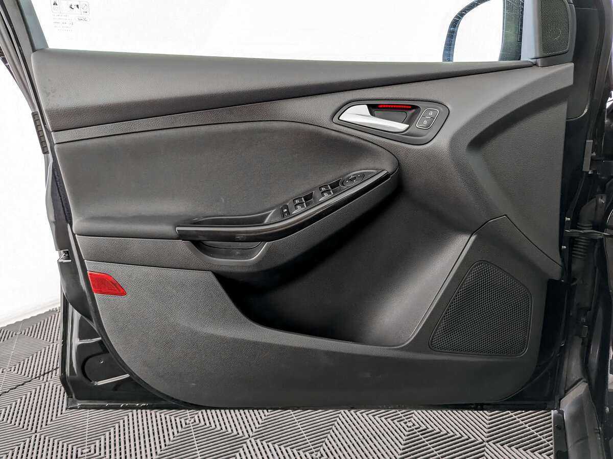 Б/У Форд Фокус 2015 года. Фото: #14