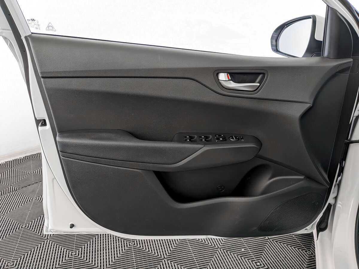 Б/У Хендай Солярис 2021 года. Фото: #15