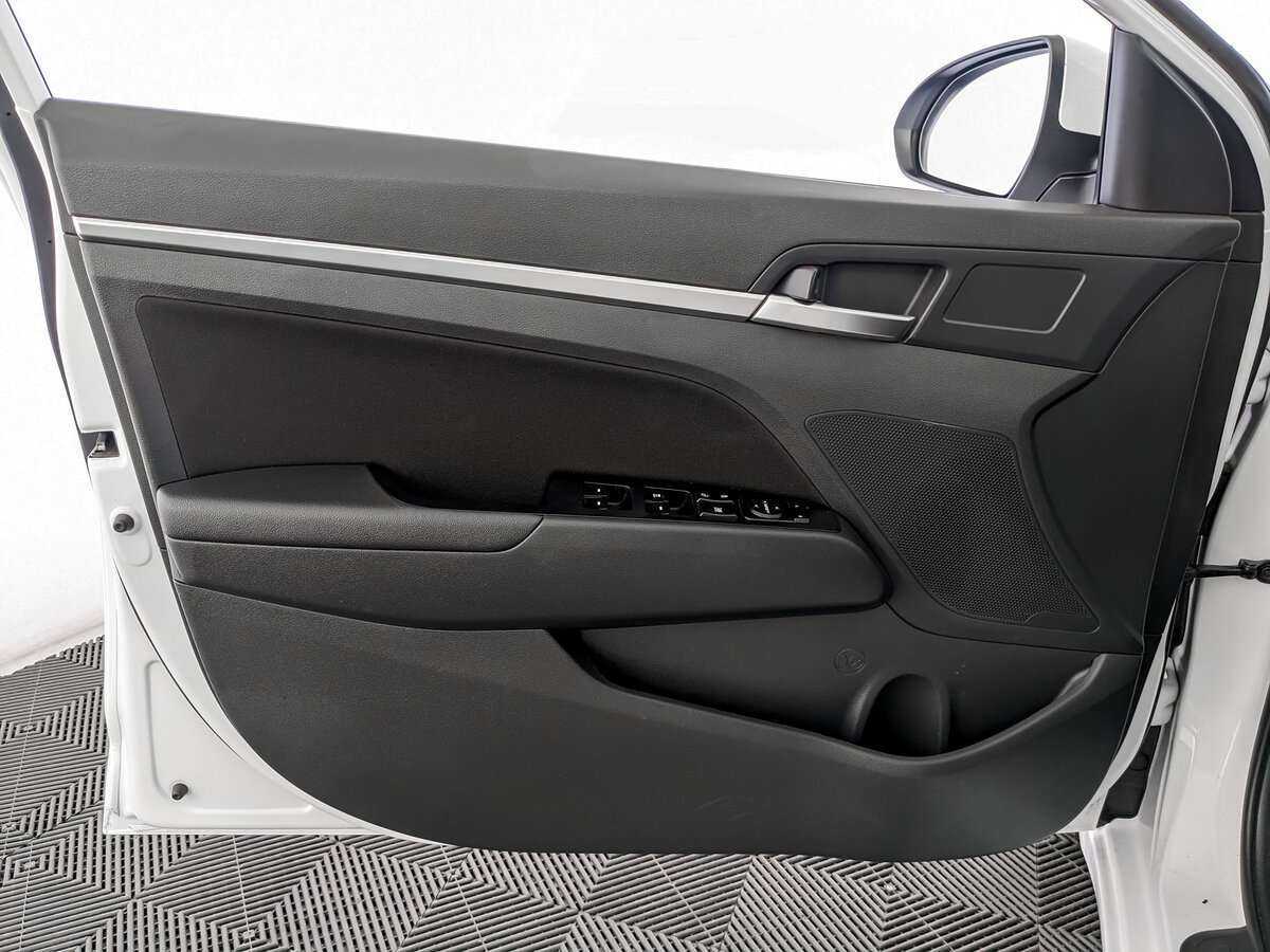 Б/У Хендай Елантра 2020 года. Фото: #14