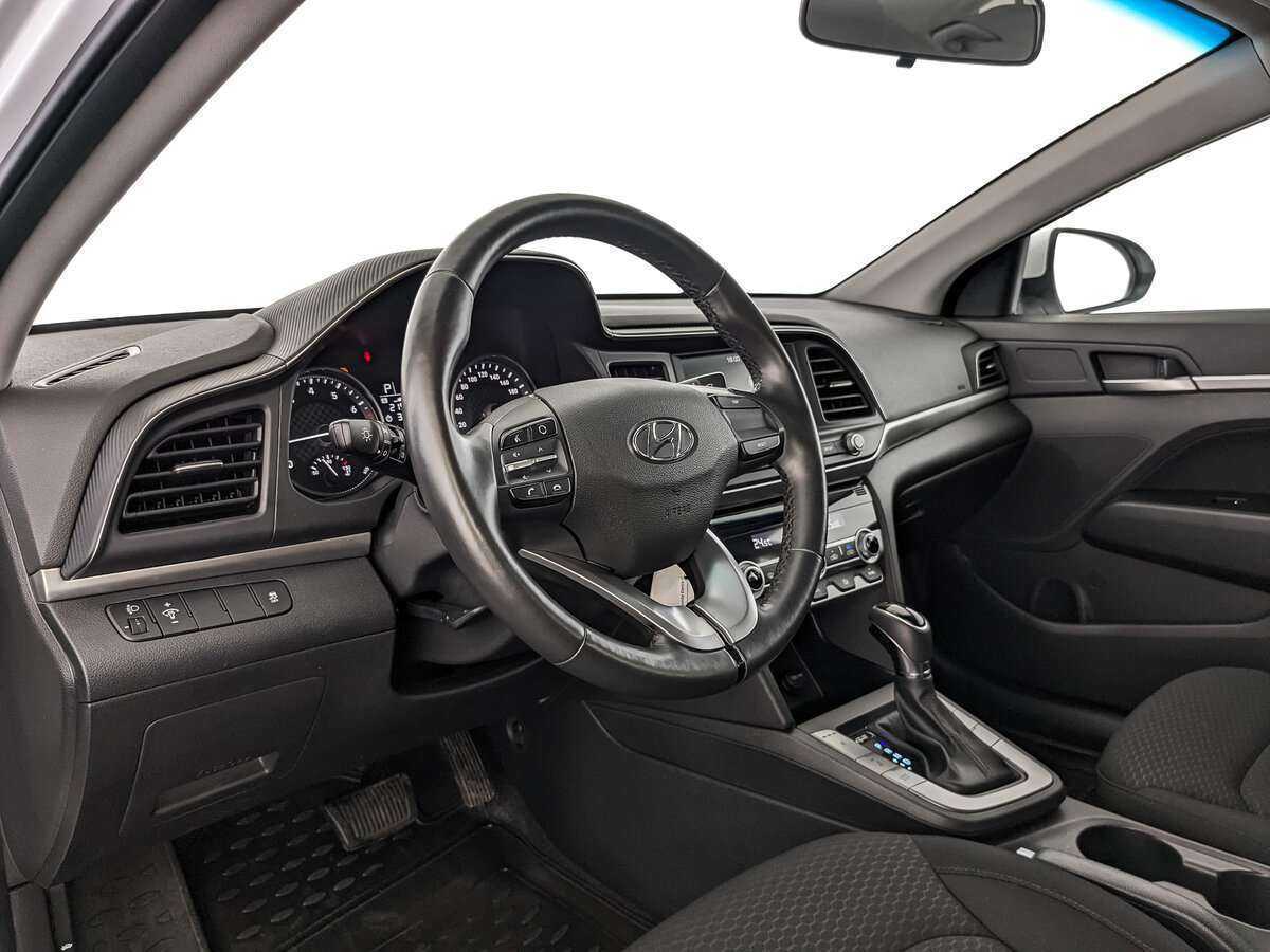 Б/У Хендай Елантра 2020 года. Фото: #14