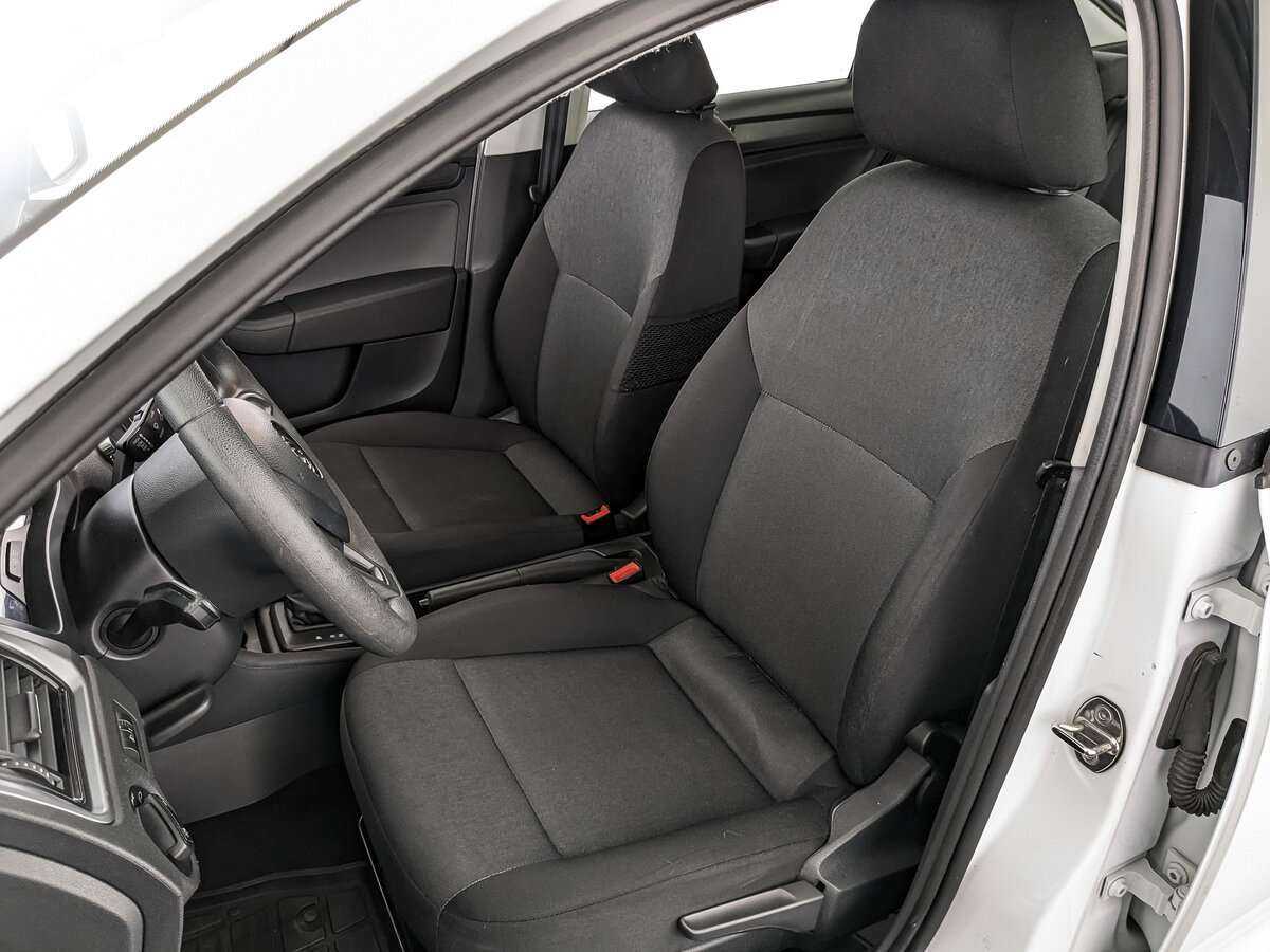 Б/У Шкода Рапид 2018 года. Фото: #15