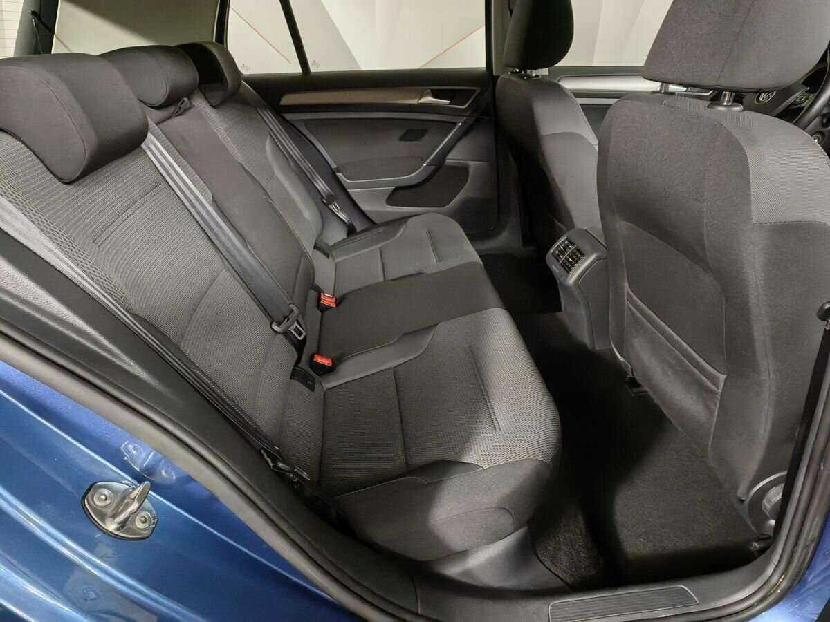 Б/У Фольксваген Гольф 2014 года. Фото: #11