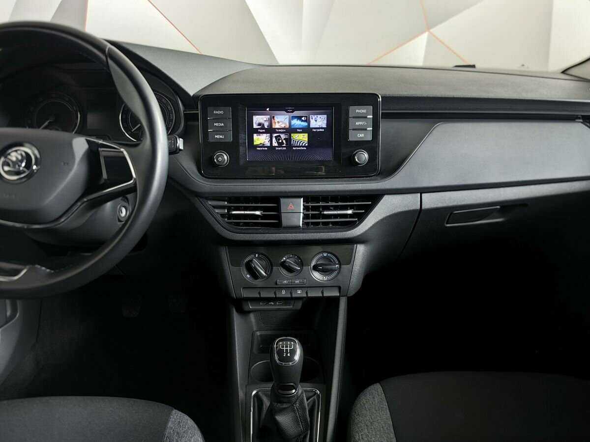 Б/У Шкода Рапид 2021 года. Фото: #10