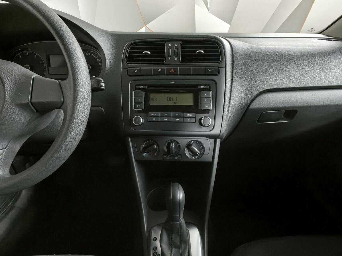 Б/У Фольксваген Поло 2012 года. Фото: #10