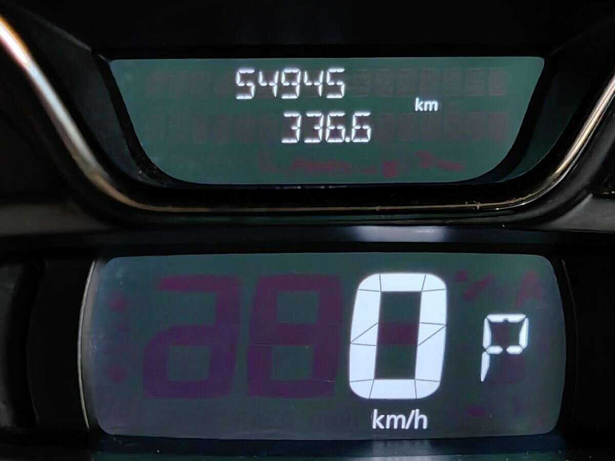 Б/У Рено Каптюр 2017 года. Фото: #13