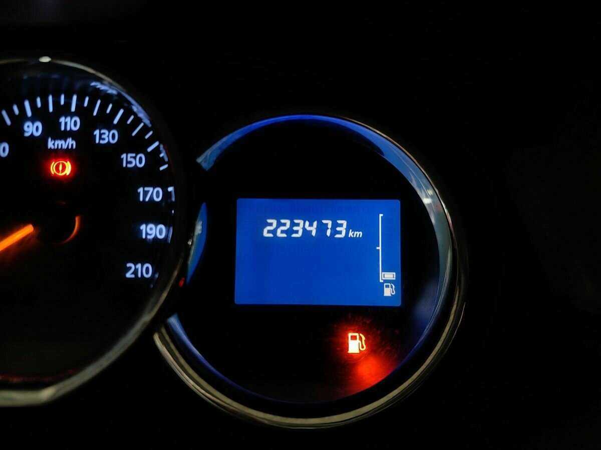 Б/У Рено Дастер 2017 года. Фото: #13