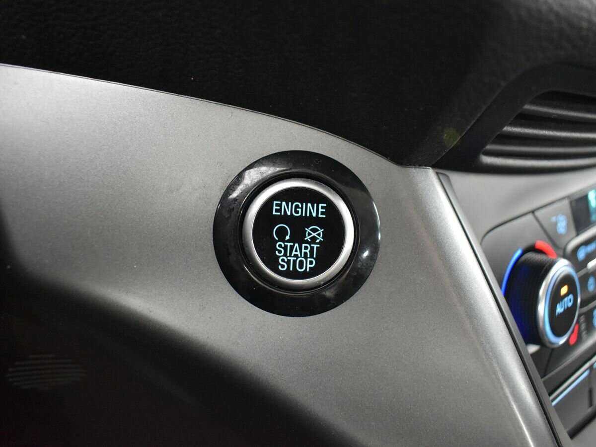 Б/У Форд Куга 2017 года. Фото: #13