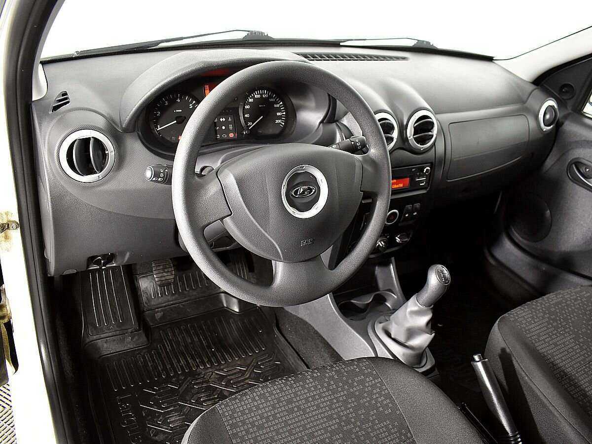 Б/У Лада (ВАЗ) Ларгус 2021 года. Фото: #4