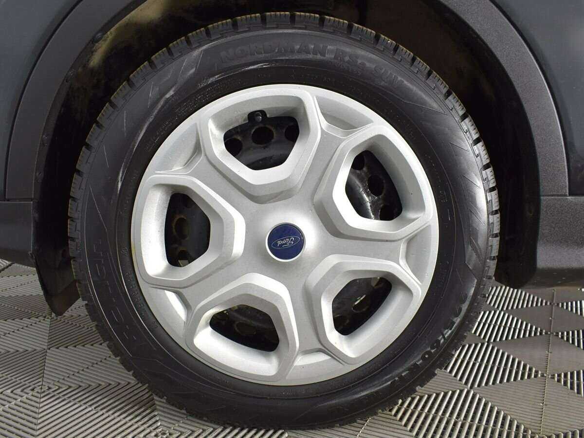 Б/У Форд Куга 2017 года. Фото: #6